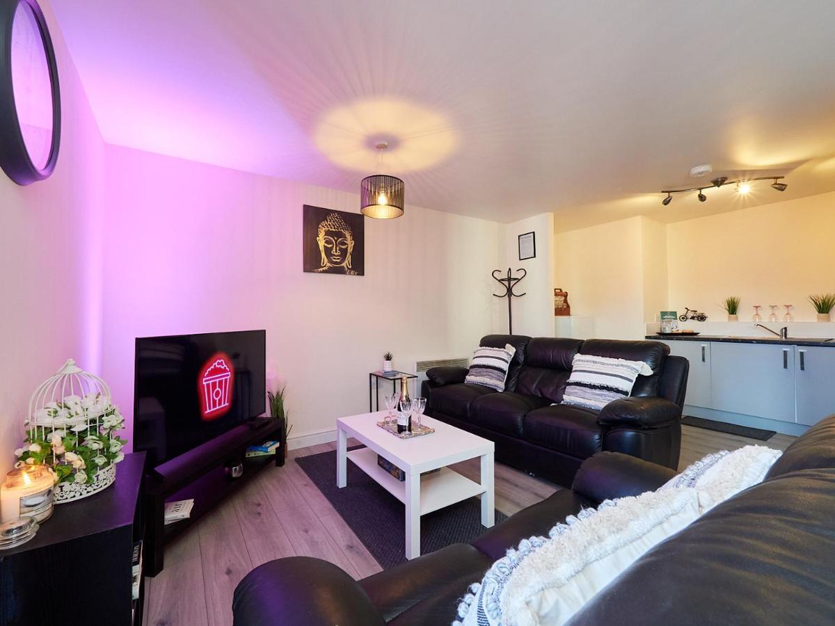 Beauchamp Suite In Coventry City Centre Cv1 For Contractors Professionals Tourists Relocators Students And Family Экстерьер фото